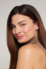 Just Kissed® Sävyttävä hoide huulille ja poskille